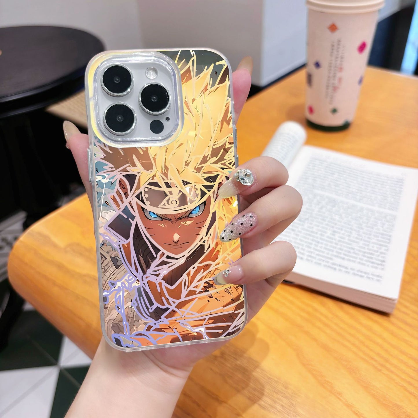 Dynamic phone case