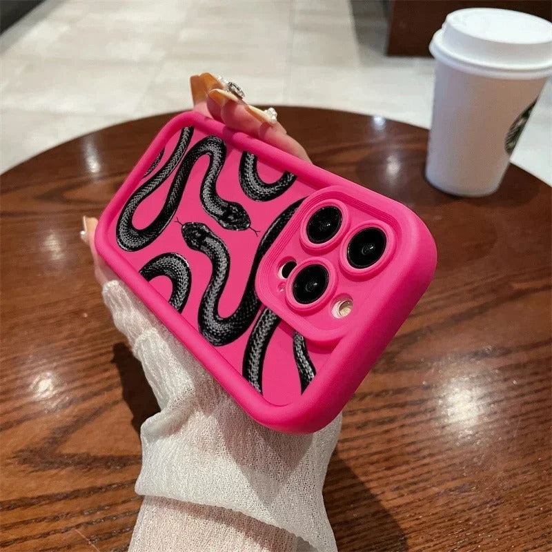 🐍 Coque iPhone Graffiti Snake – Style audacieux & protection antichoc intégrale