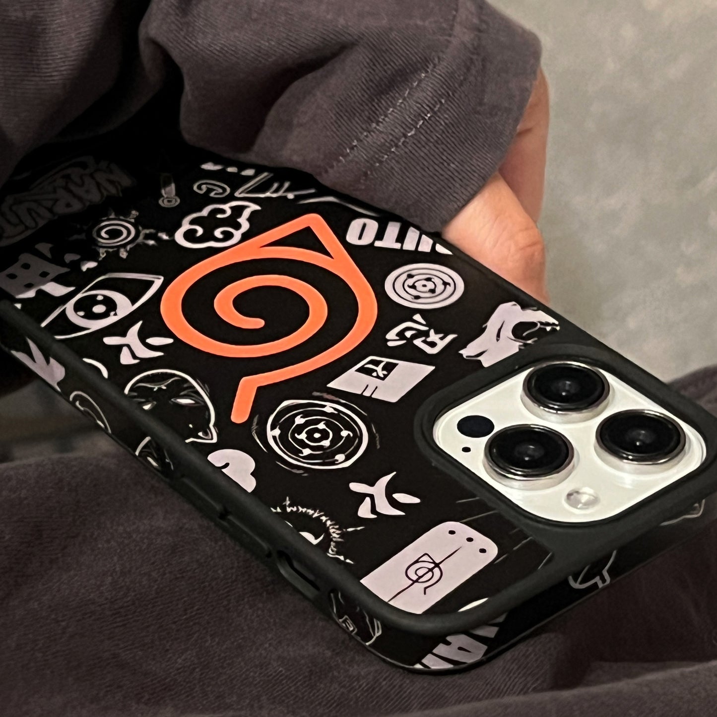 🔥 Coque iPhone Naruto – Nuage Akatsuki & Kyûbi, protection antichoc stylée